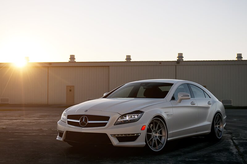 White Mercedes-Benz CLS63 AMG