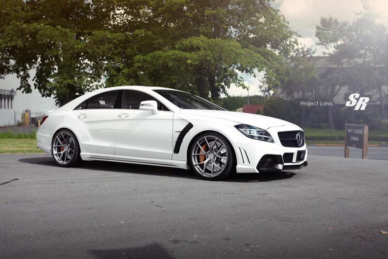 White Mercedes-Benz CLS63 AMG