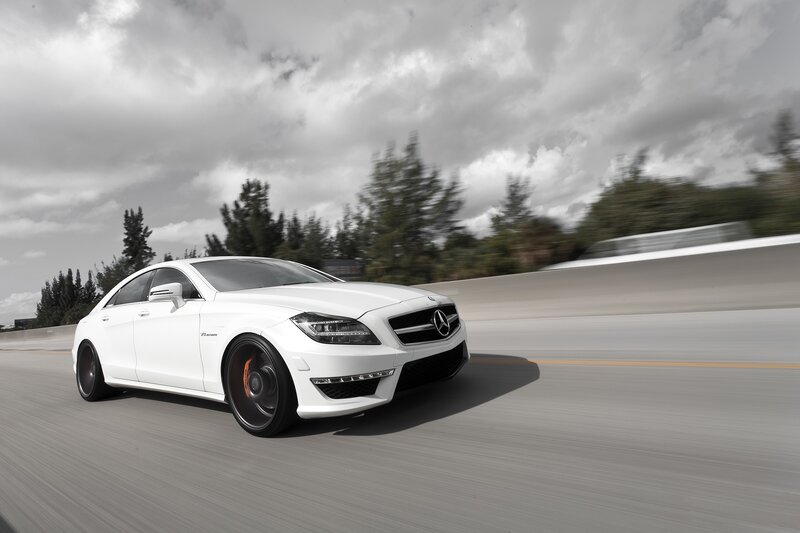 White Mercedes-Benz CLS63 AMG in motion