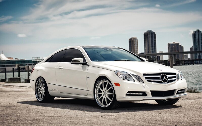 white mercedes-benz coupe