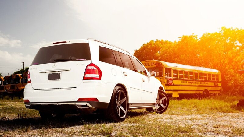 White Mercedes-benz Gl450