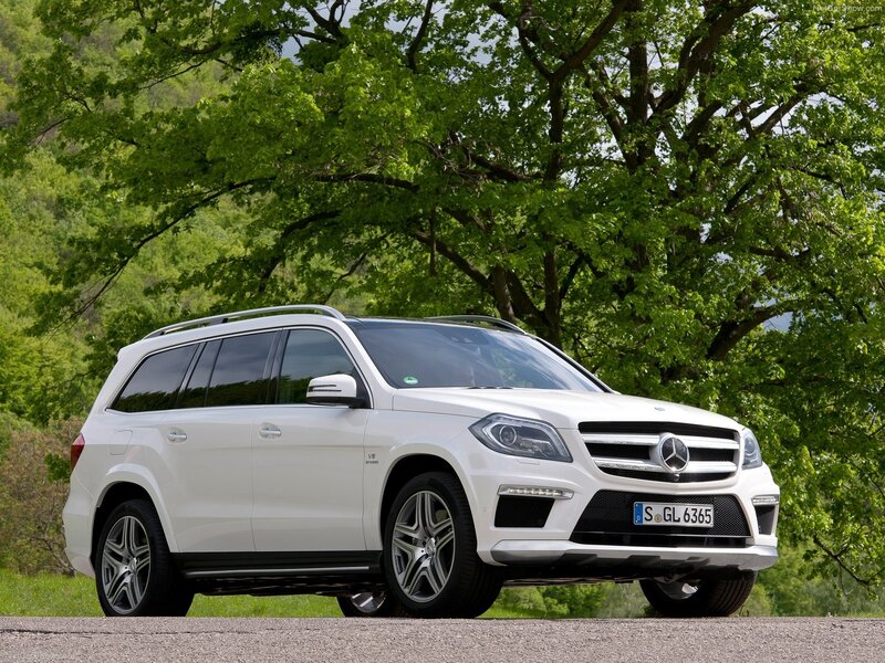 White Mercedes-Benz GL550 SUV