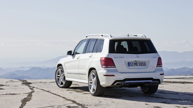 White Mercedes-Benz GLK 350
