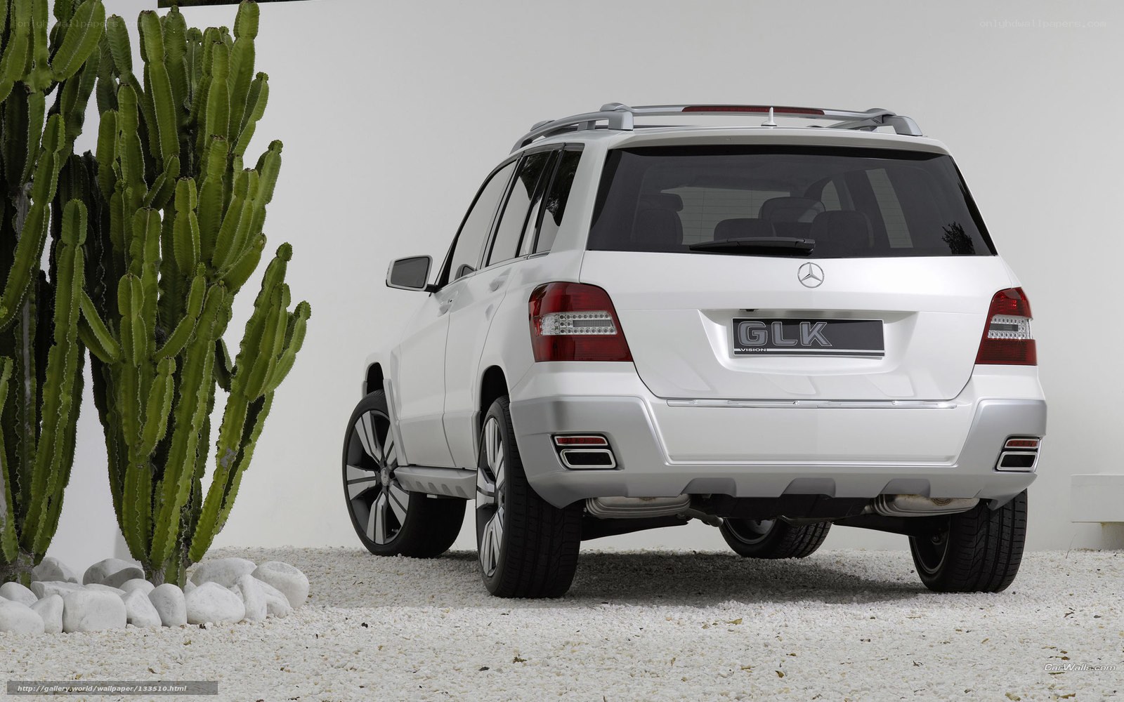White Mercedes-Benz GLK Concept