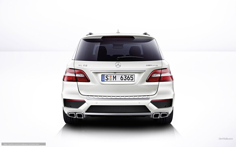 white mercedes-benz ml 63 amg