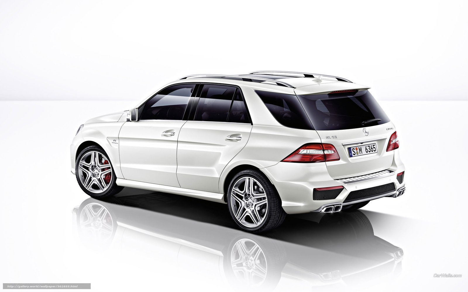 white mercedes-benz ml63 amg