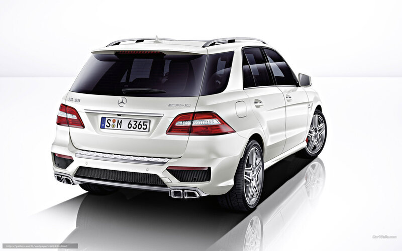white mercedes-benz ml63 amg