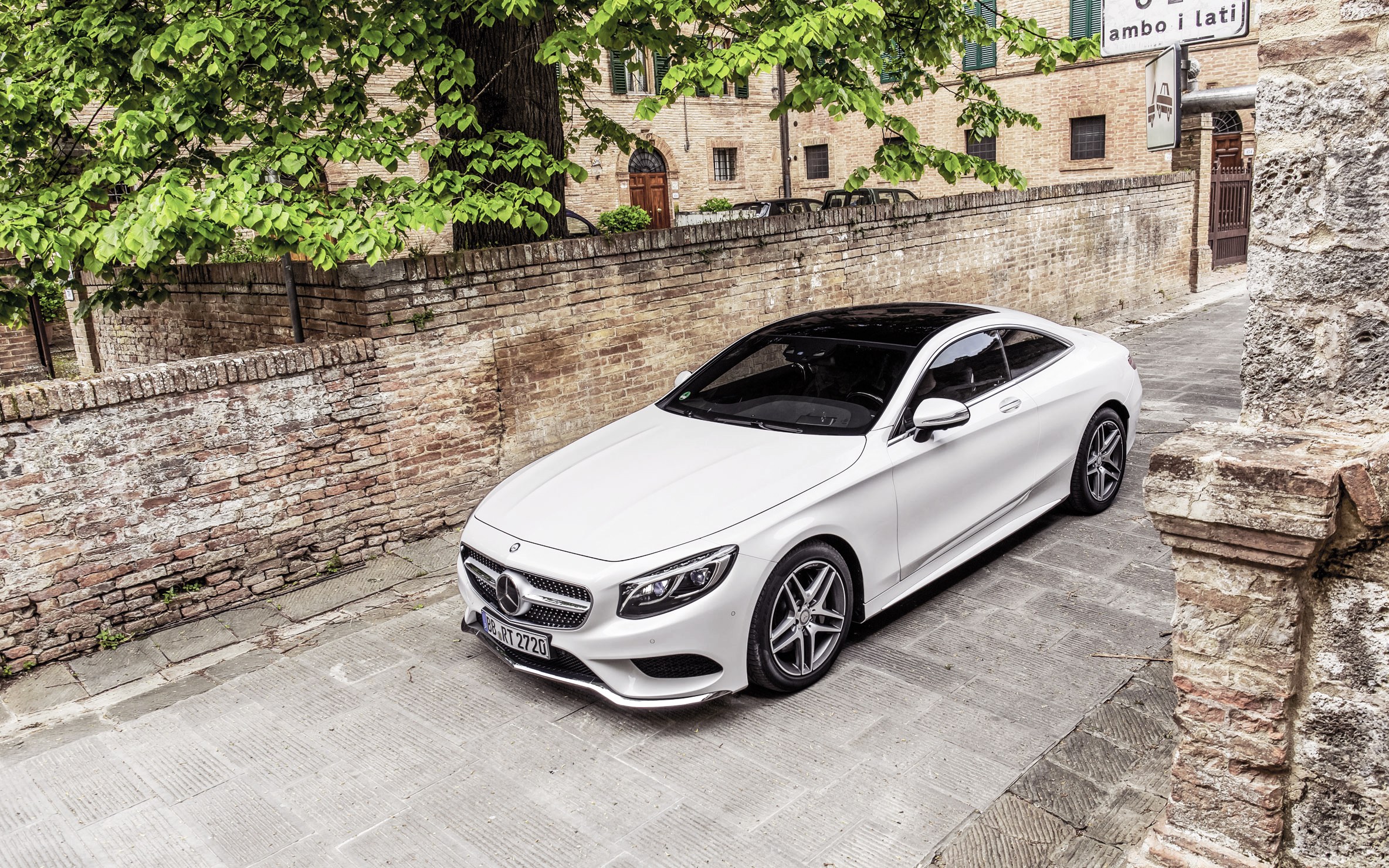 White Mercedes-Benz S-Class Coupe
