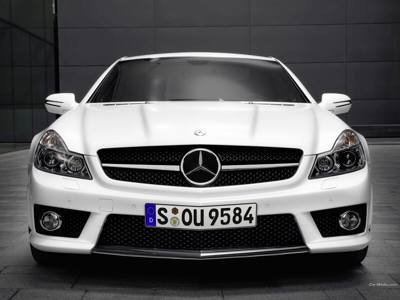 White Mercedes-Benz SLK