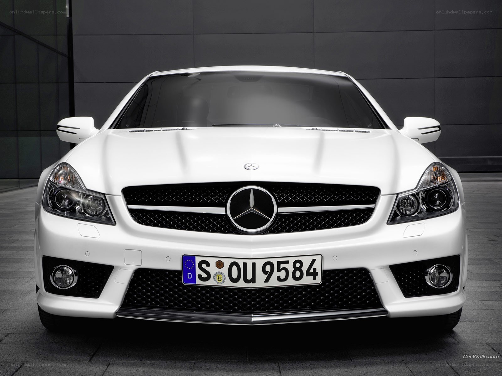 White Mercedes-Benz SLK