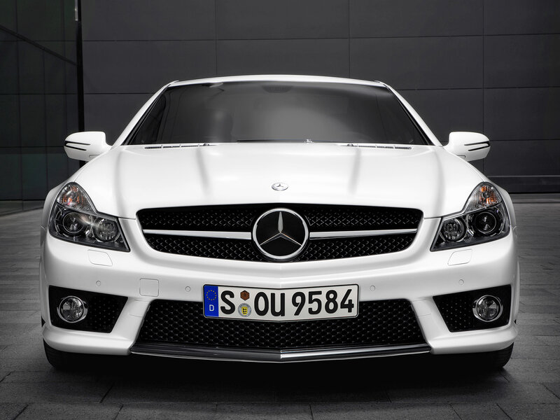 White Mercedes-Benz SLK