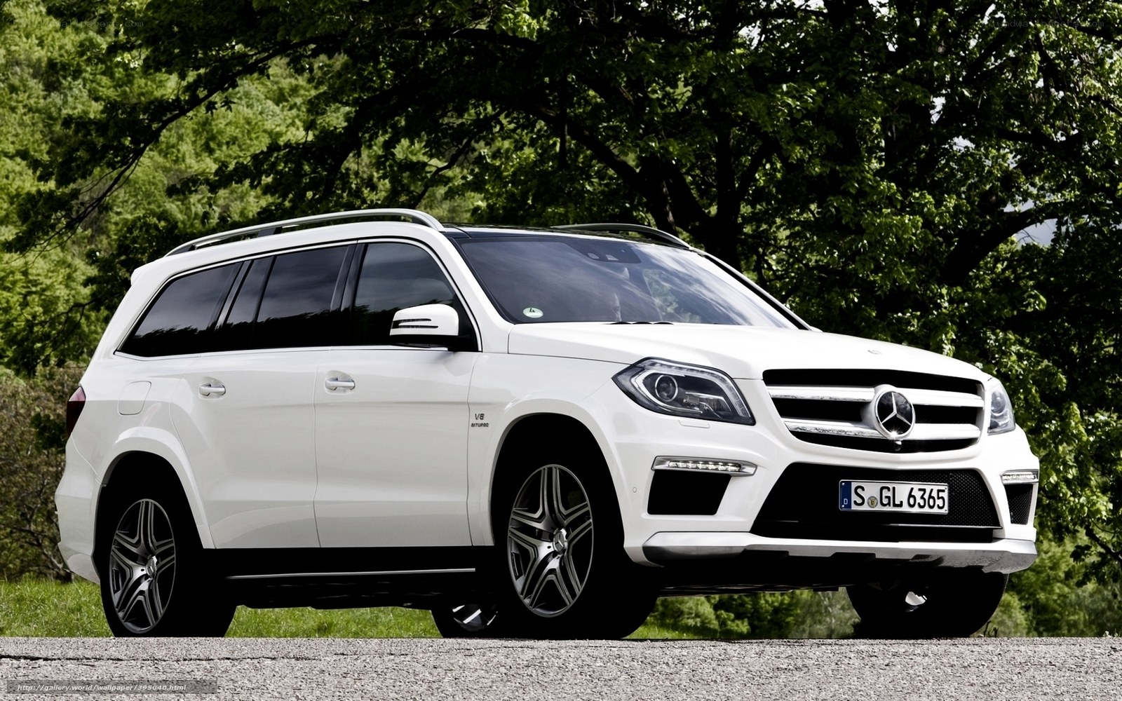 white mercedes-benz suv