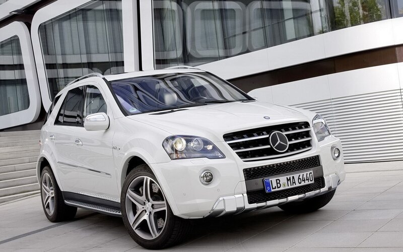 white mercedes-benz suv
