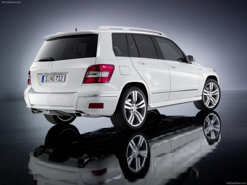 White Mercedes-benz Suv — Dramatic, Photograph, Car, Roof Rack