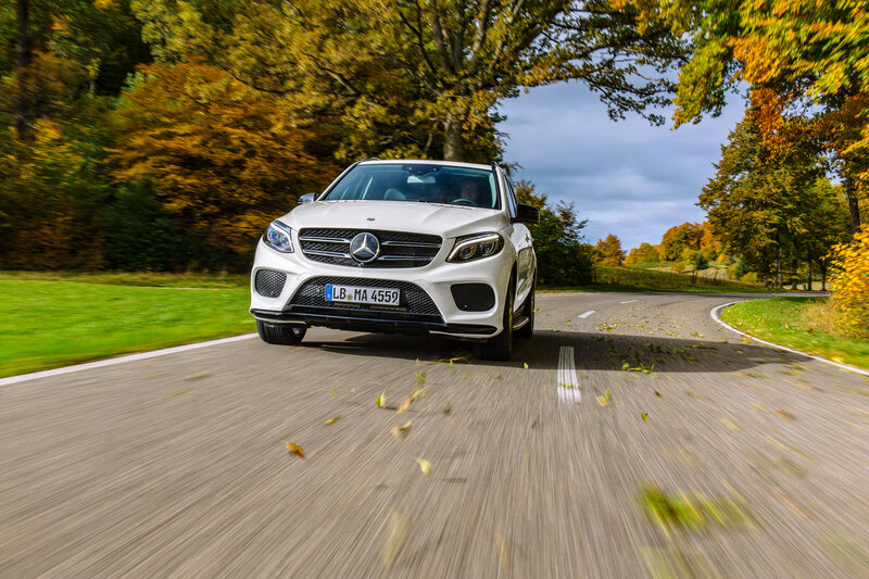 White Mercedes-benz Suv — Dynamic, Autumn