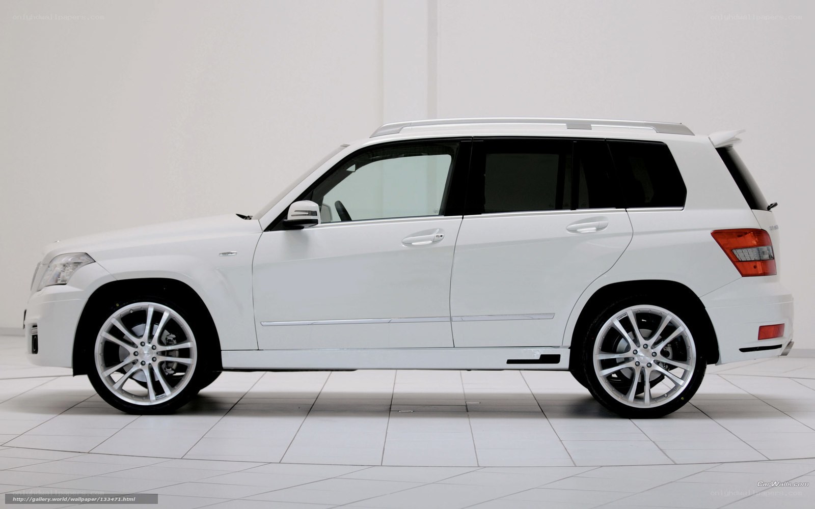 white mercedes-benz suv
