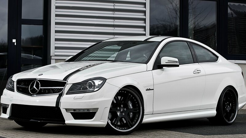white mercedes c63 amg coupe