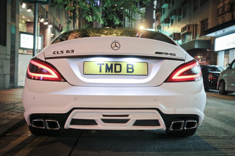 white mercedes cls 63 amg