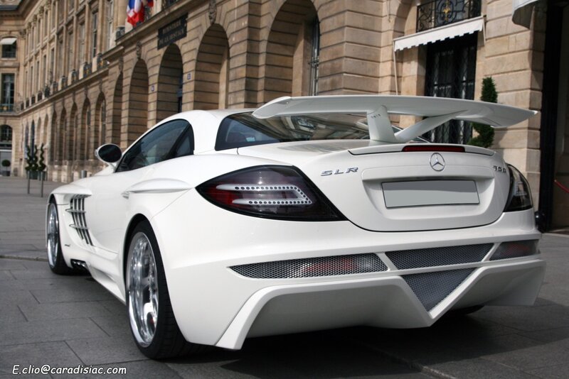 White Mercedes SLR McLaren sports car