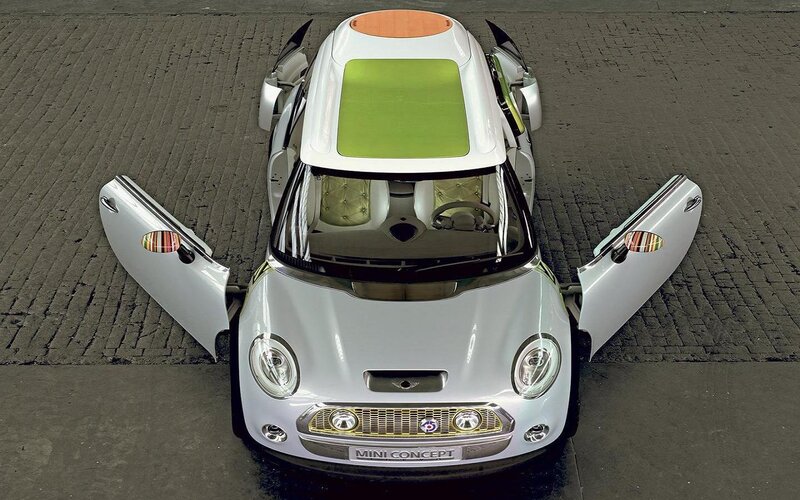 White Mini Concept Car — Silver, Modern