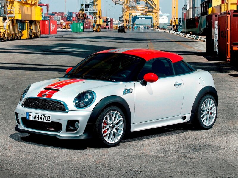 White Mini Cooper Car — Silver
