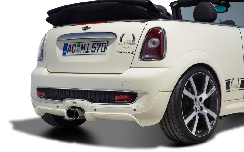 White Mini Cooper S
