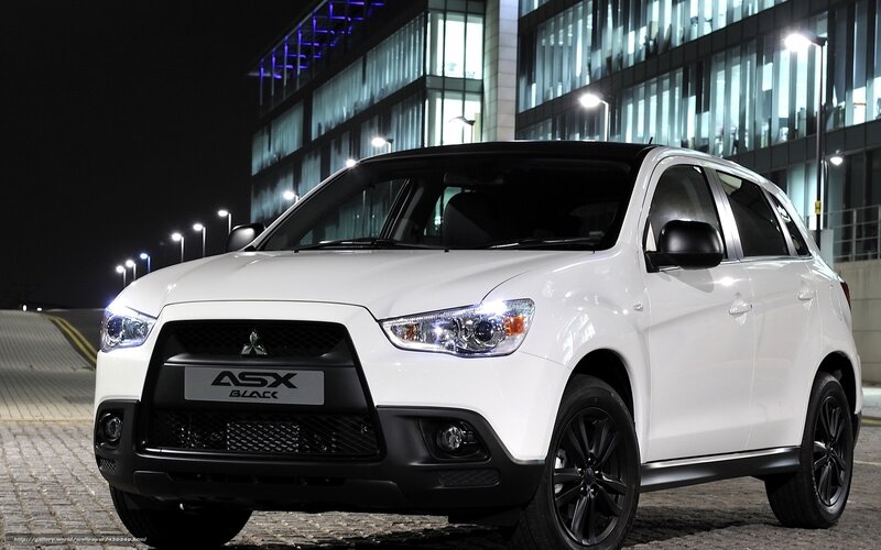 White Mitsubishi ASX Black at night