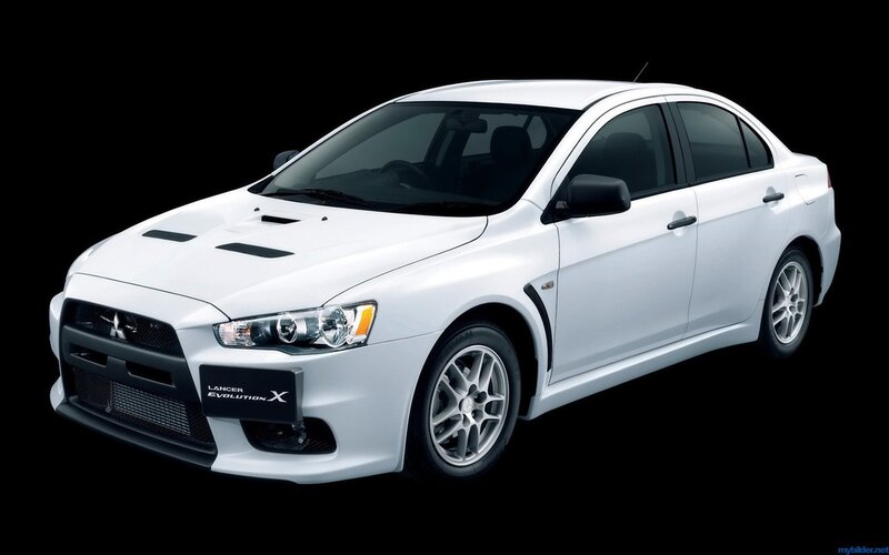 White Mitsubishi Lancer Evolution X