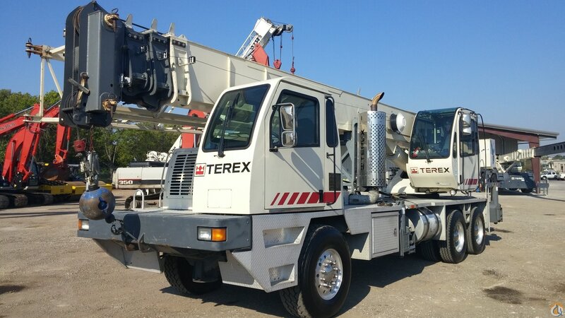 White Mobile Crane — Industrial