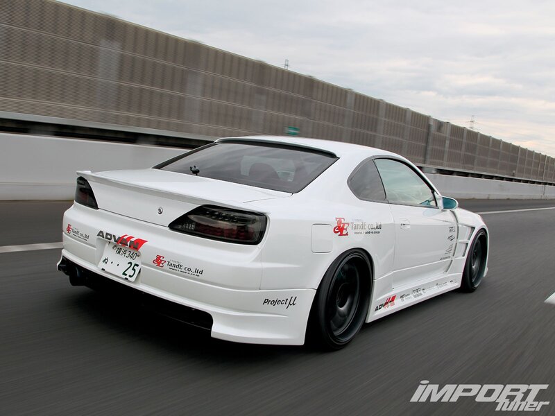 White Modified Coupe — Dynamic
