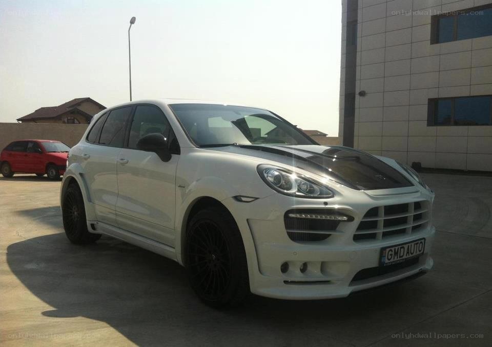 white modified porsche cayenne
