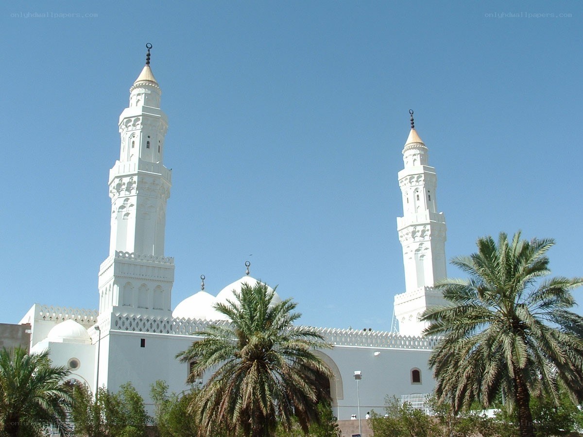 White mosque with twin minarets