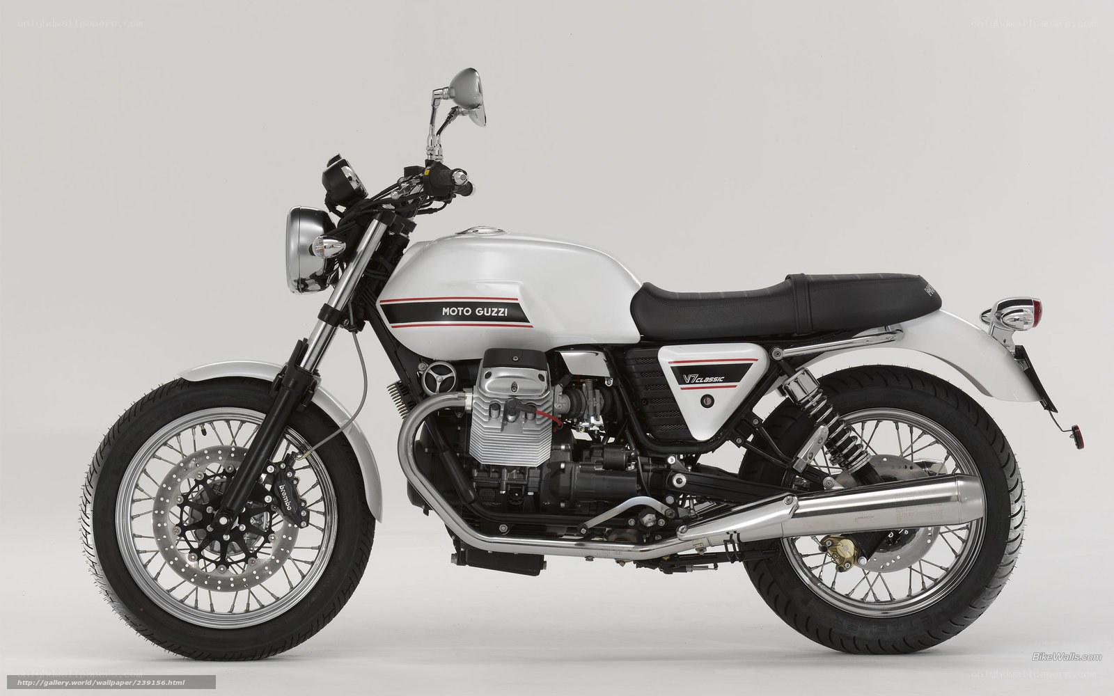 White Moto Guzzi V7 Classic