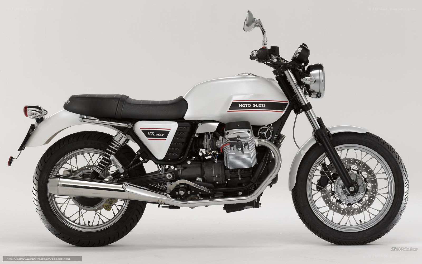 White Moto Guzzi V7 Classic