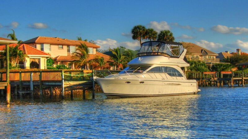 White Motor Yacht — Blue, Serene