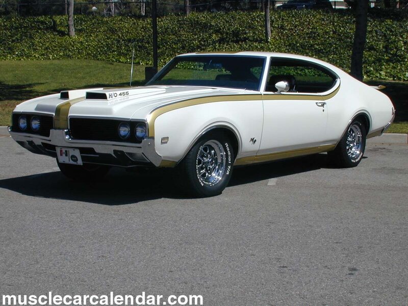 White Muscle Car — Calm, Afternoon, Photograph