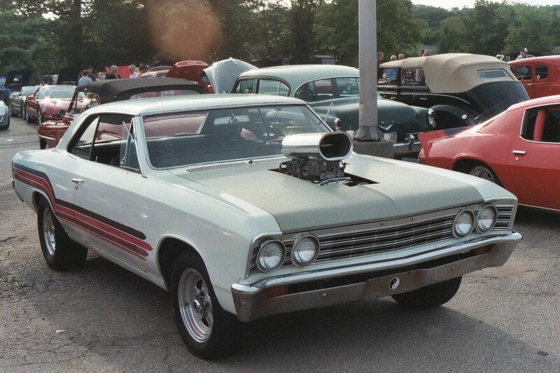 White Muscle Car — Outdoor