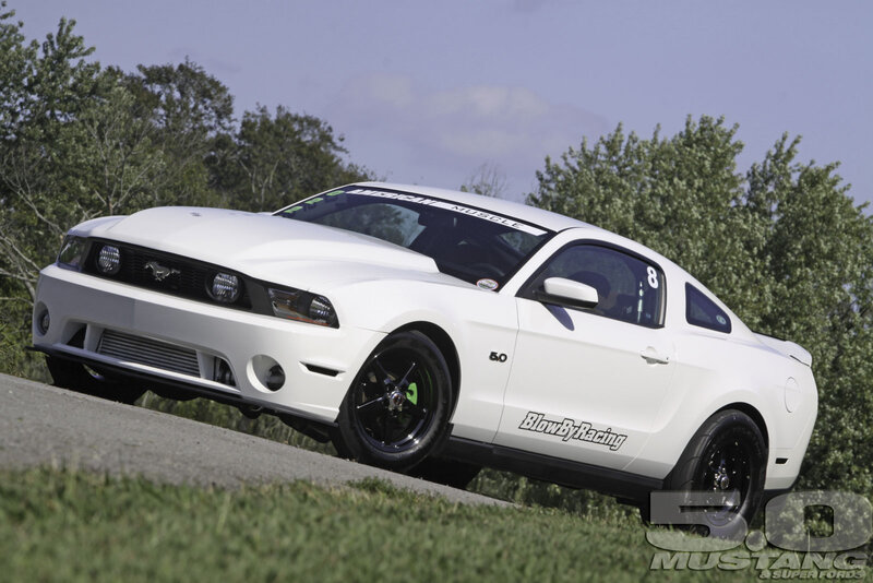 White Mustang Car — Dynamic, Afternoon, Photograph