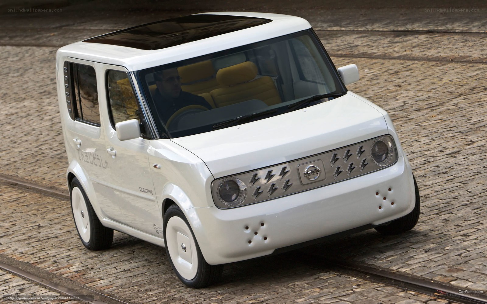 White Nissan Cube Electric Concept