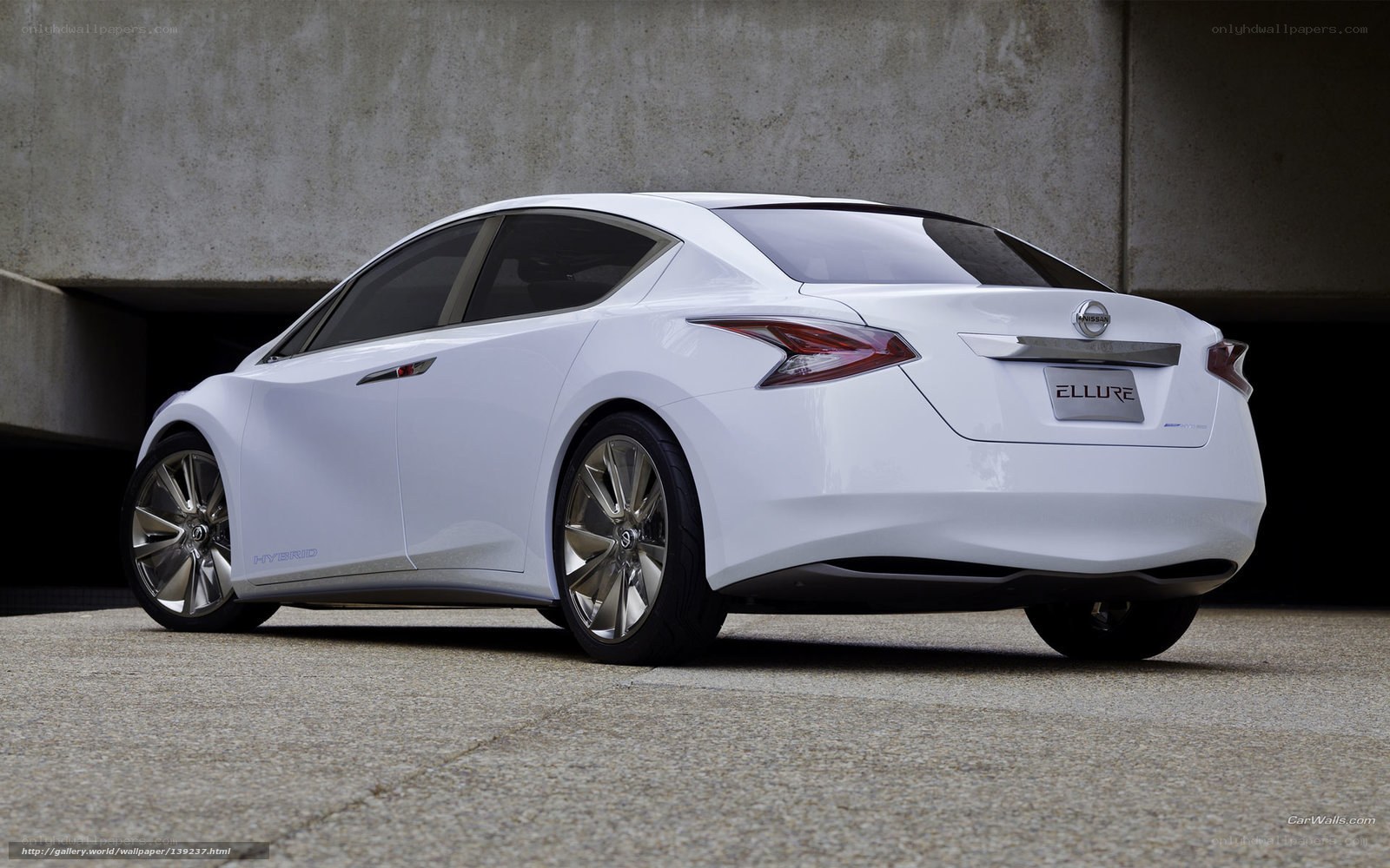 White Nissan Ellure concept car