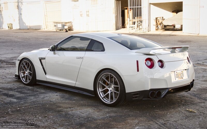 white nissan gt-r sports car