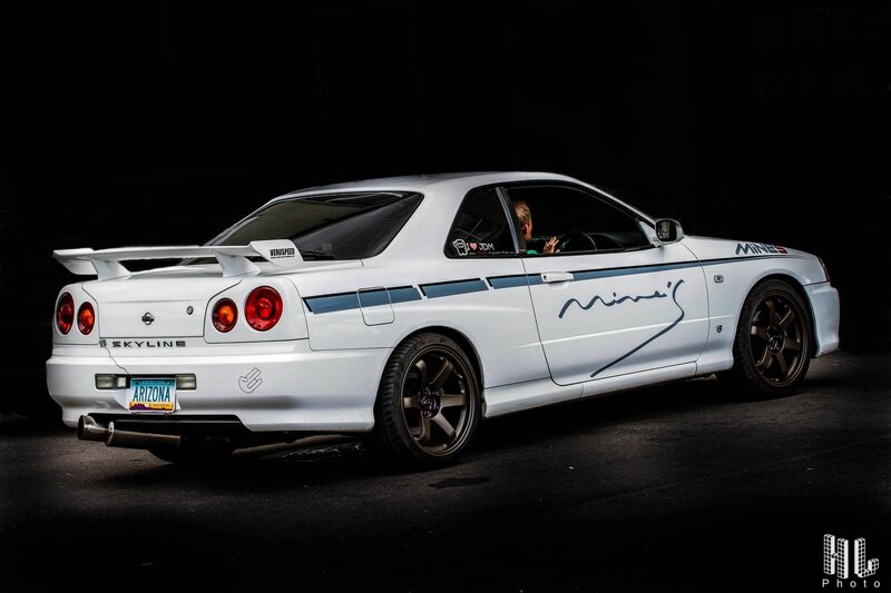 White Nissan Skyline R34