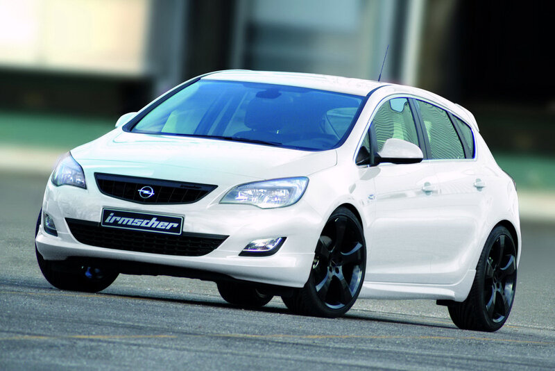 White Opel Astra Car — Dynamic