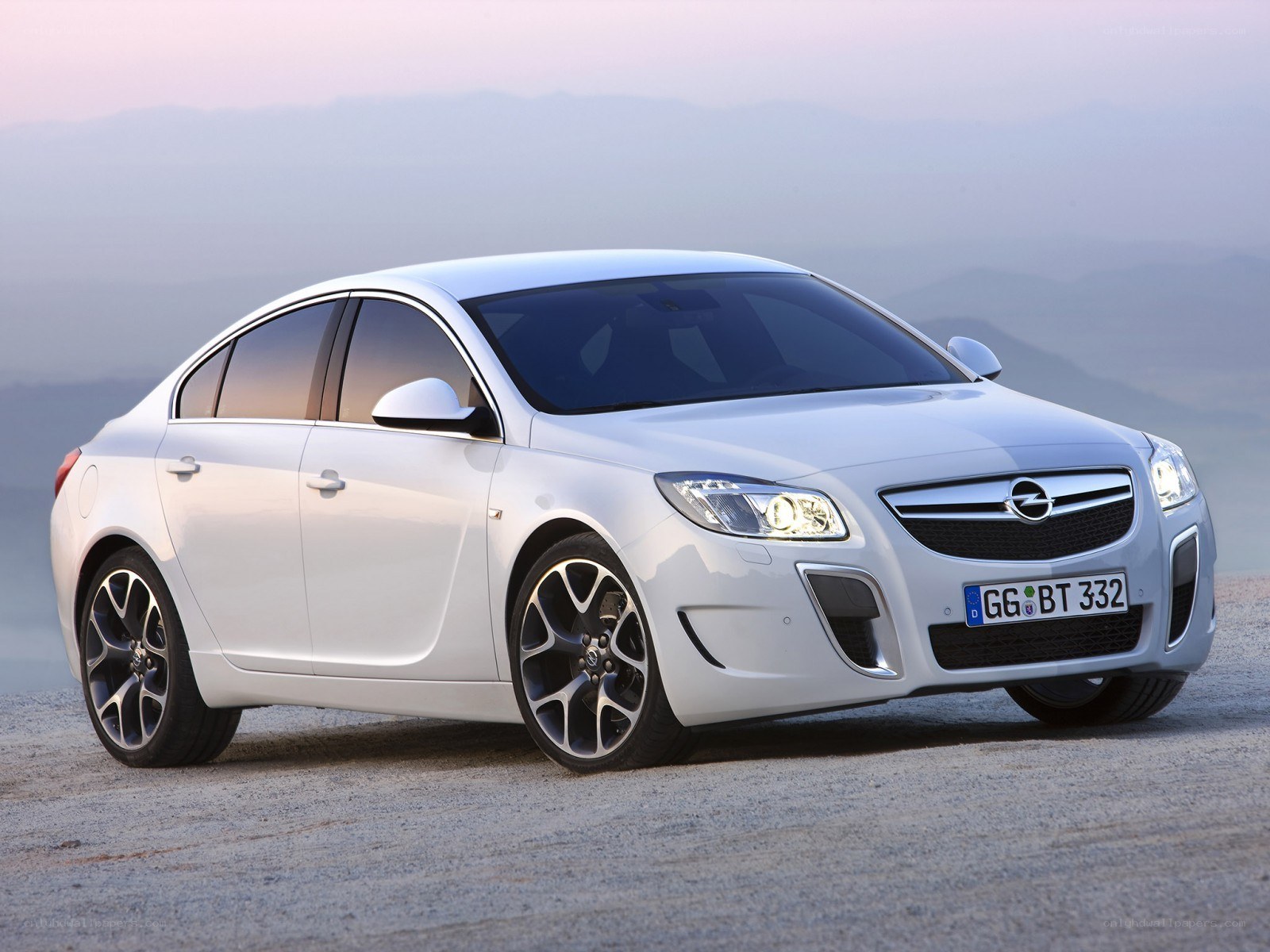 white opel inductor sedan