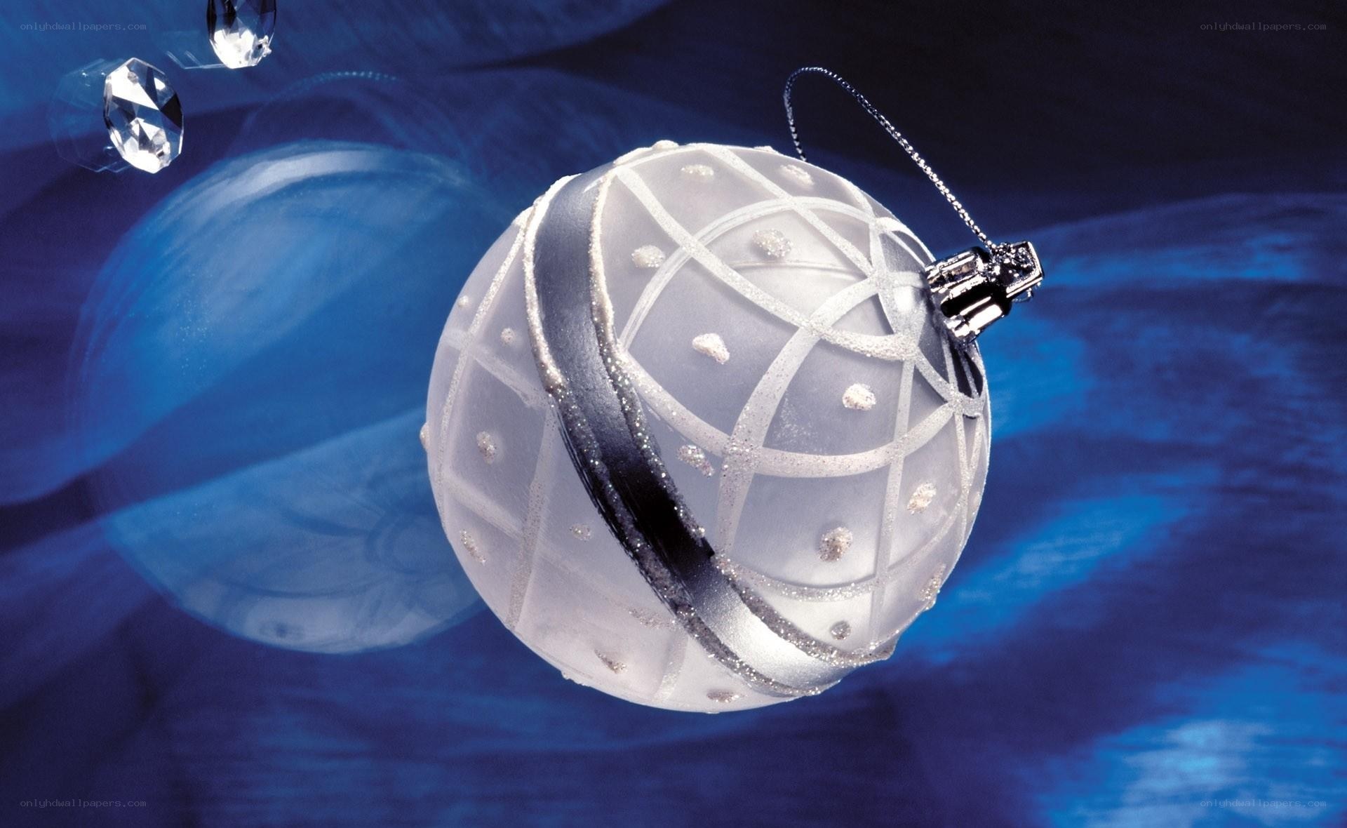 white ornament on blue