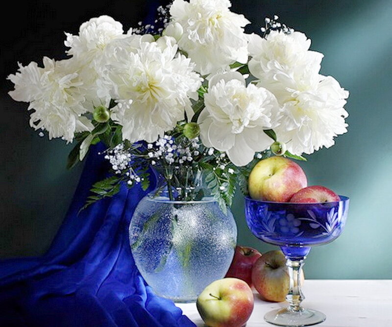 White peonies and apples