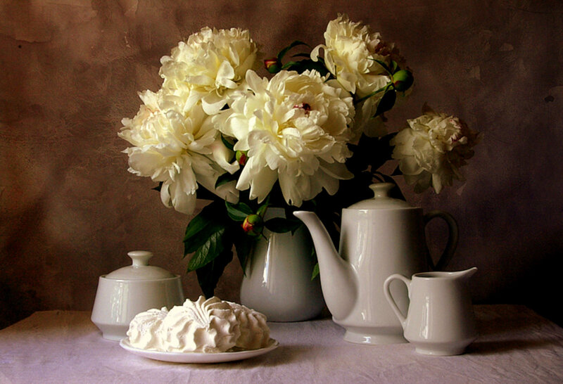 White peonies and tea set