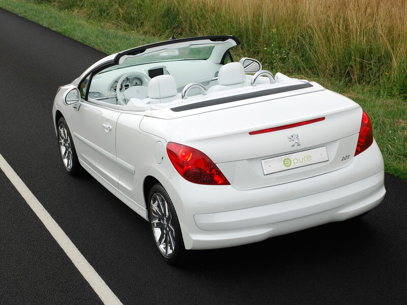White Peugeot 207 convertible