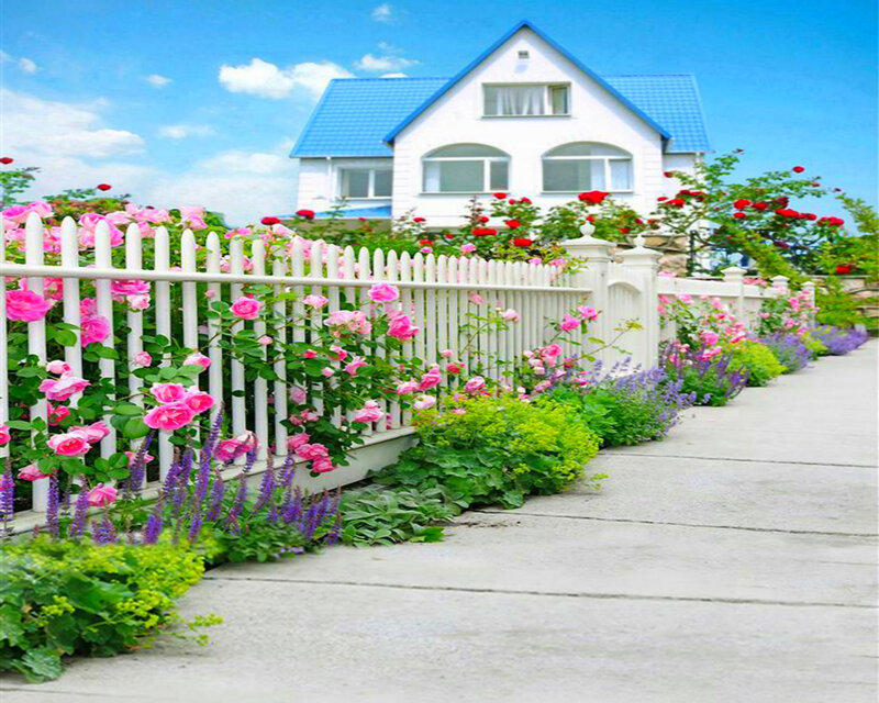 White Picket Fence Garden — Serene