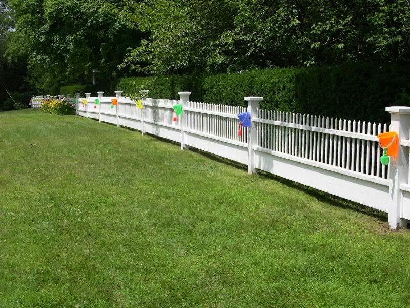 White Picket Fence — Green
